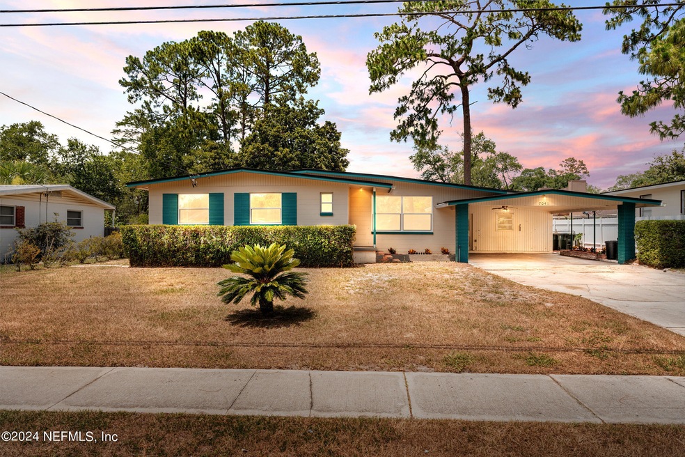 7041 Holiday Rd N, Jacksonville, FL 32216 - photo 1