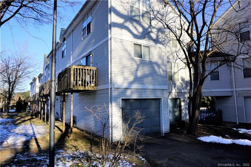 19 Ellis St unit 19, New Haven, CT 06513 - photo 1