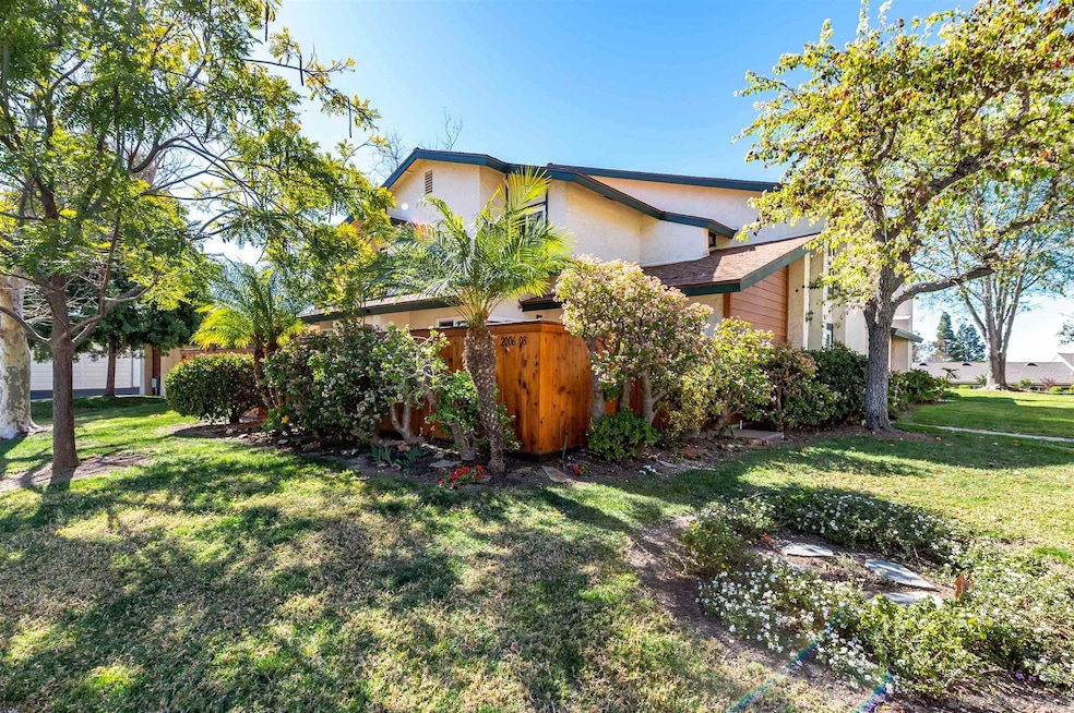 2008 Shadytree Ln, Encinitas, CA 92024 - photo 1