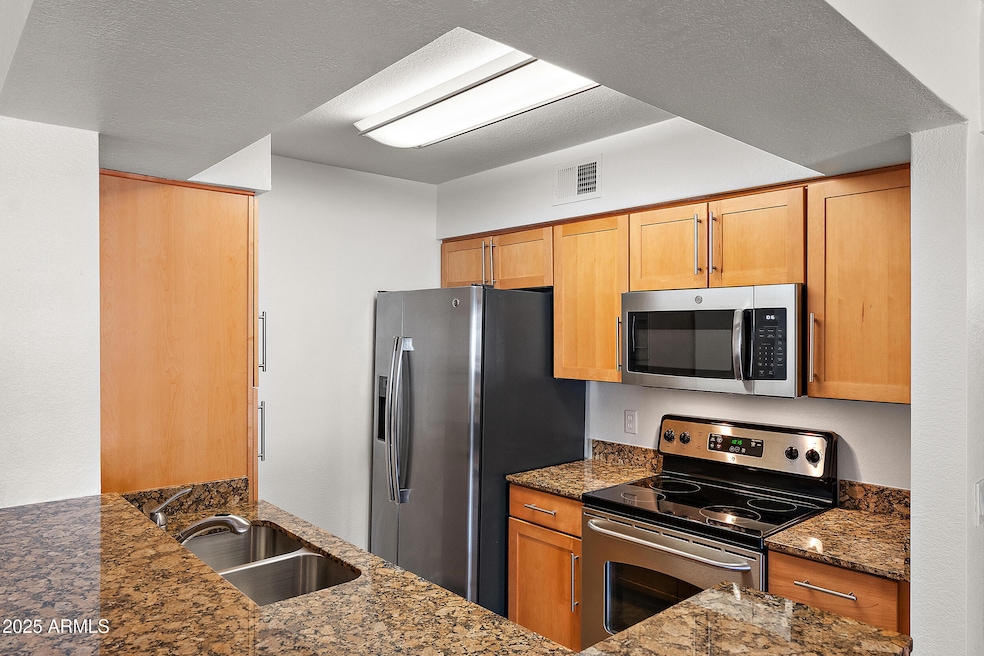 2025 E Campbell Ave unit 309, Phoenix, AZ 85016 - photo 1