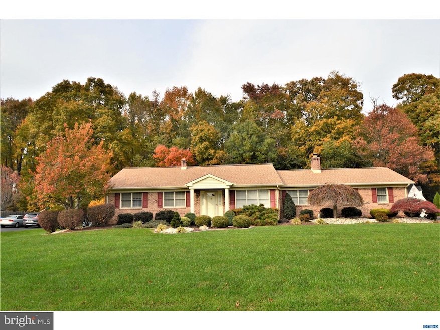 120 Loretta Ln, Bear, DE 19701 - photo 1