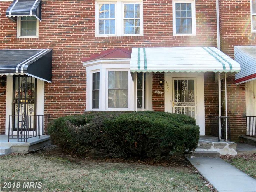 3805 Hilton Rd, Baltimore, MD 21215 - photo 1