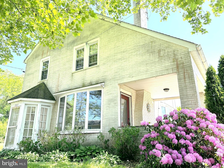 207 Woodlawn Ave, Sewell, NJ 08080 - photo 1