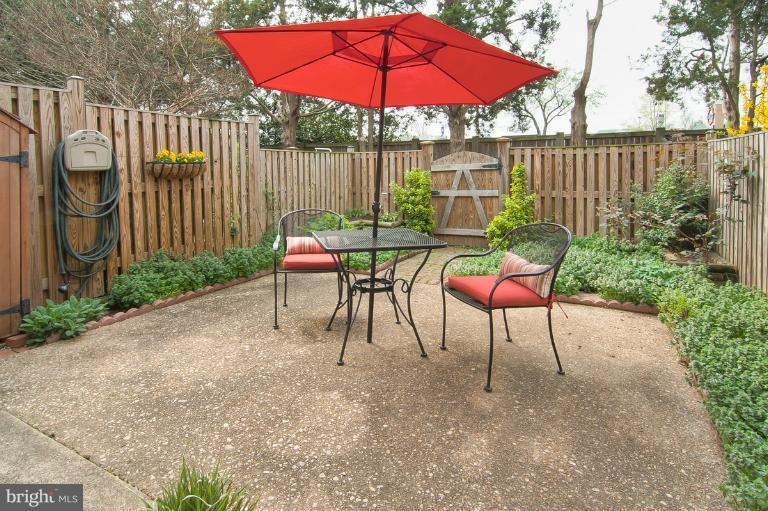 4432 36th St S, Arlington, VA 22206 - photo 1