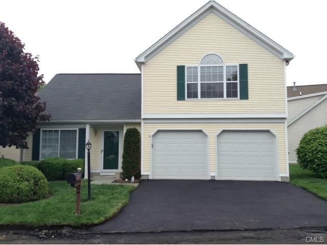 95 Intervale Rd unit 12, Stamford, CT 06905 - photo 1