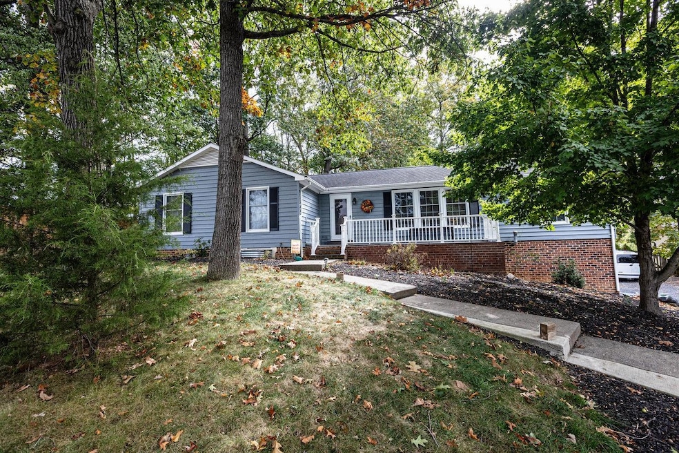 1041 Star Cir, Harrisonburg, VA 22801 - photo 1