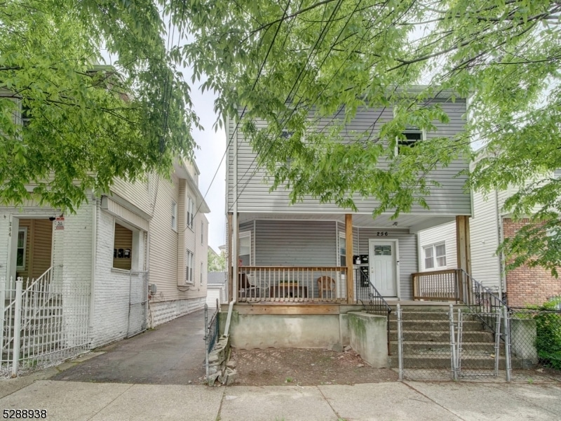 256-258 N 11th St, Newark, NJ 07107 - photo 1