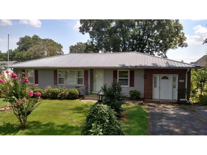 1102 Avenue G SE, Cullman, AL 35055 - photo 1