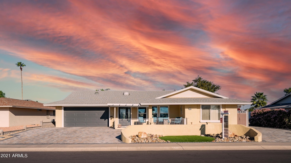 10608 West Cameo Dr exterior-16