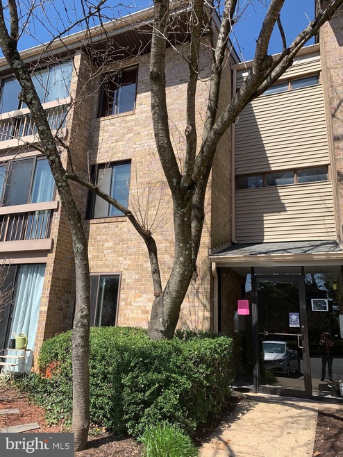 10594 Twin Rivers Rd unit D1, Columbia, MD 21044 - photo 1