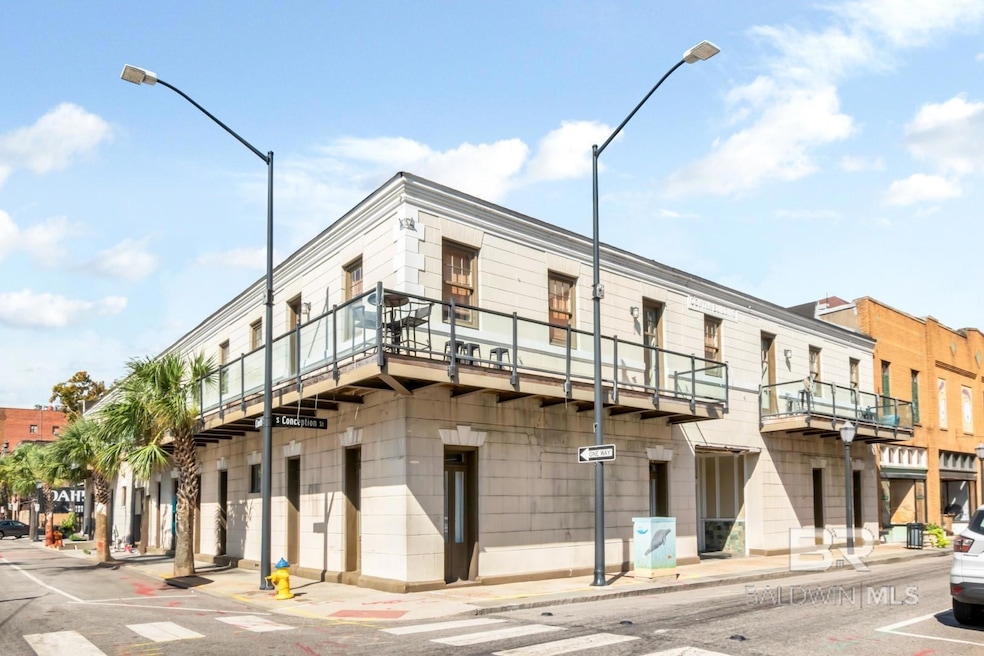 204 Conti St unit 1C, Mobile, AL 36602 - photo 1