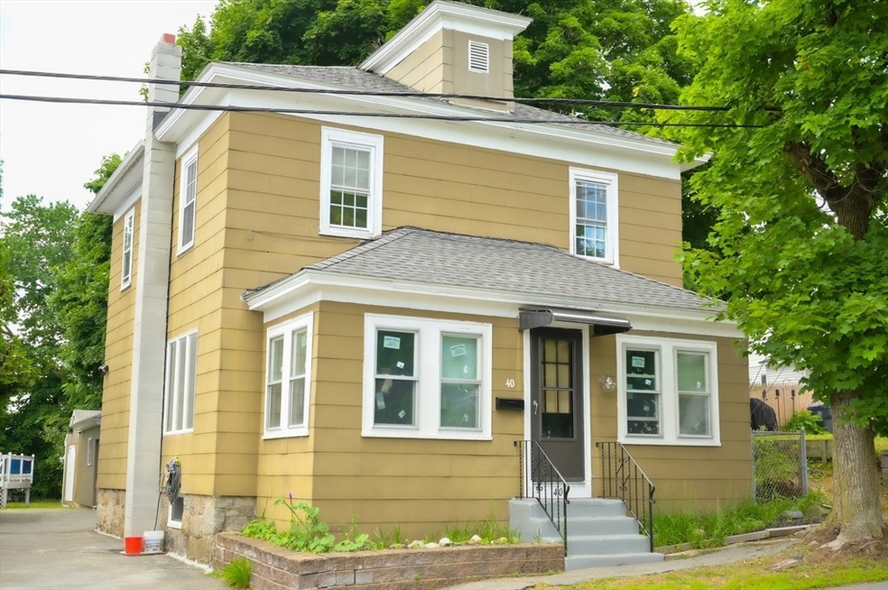 40 Strathmore Rd, Methuen, MA 01844 - photo 1