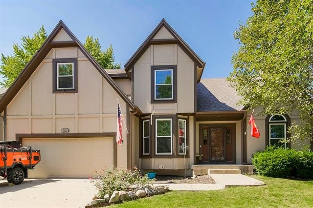 5328 Hilltop Dr, Shawnee, KS 66226 - photo 1