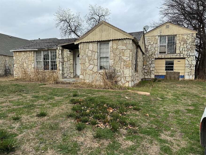 418 E B Ave, Waurika, OK 73573 MLS 1109213