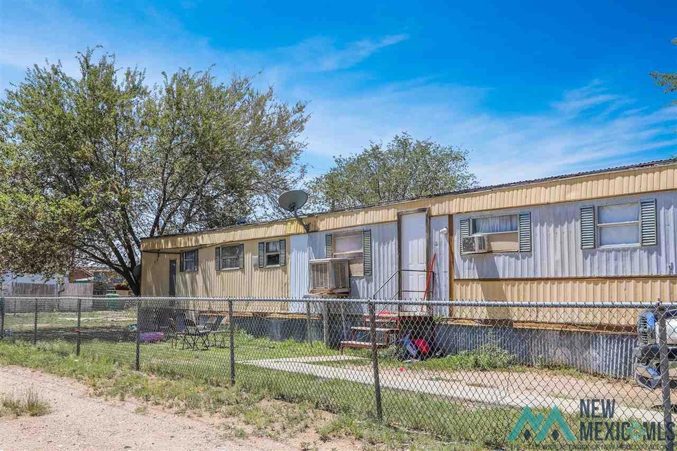 407 W White St, Hobbs, NM 88240 - photo 1