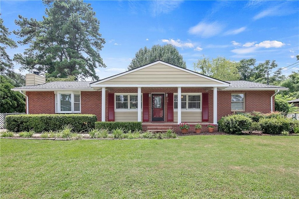 816 Montclair Rd, Fayetteville, NC 28314 - photo 1