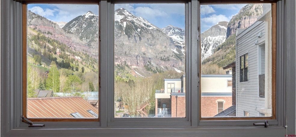 219 E. Colorado Wasatch I Unit 3