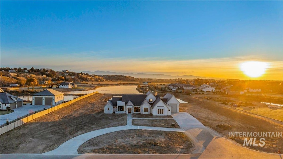 672 Blue Lakes Ct, Middleton, ID 83644 - photo 1