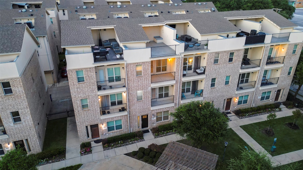 For Sale $525,000 • Co-Listing Agent