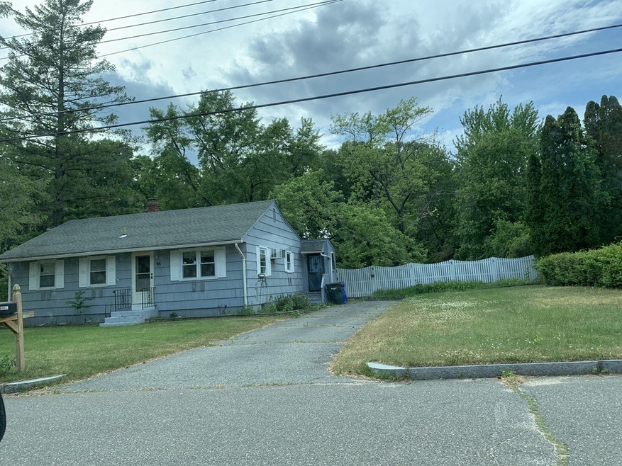 96 Kirk Dr, Springfield, MA 01109 - photo 1