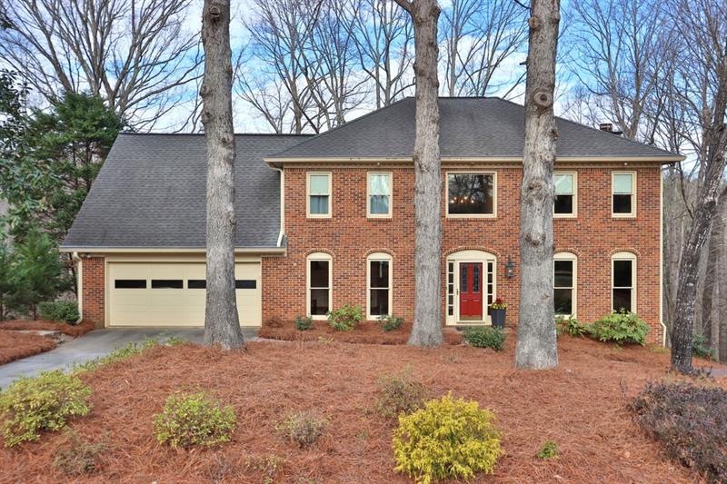 4326 N Smoke Ridge Ct NE, Roswell, GA 30075 - photo 1