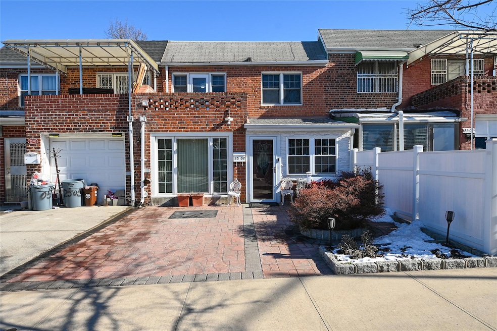 Sold $805,000 • Co-Listing Agent