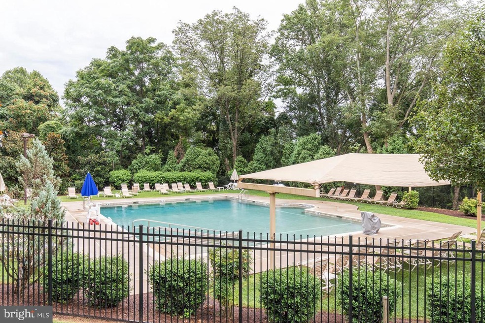 Radnor House unit 407, Bryn Mawr, PA 19010 - photo 1