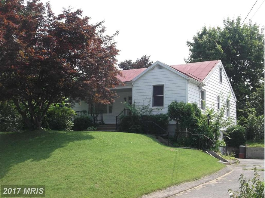 11 Elm St, Harpers Ferry, WV 25425 - photo 1