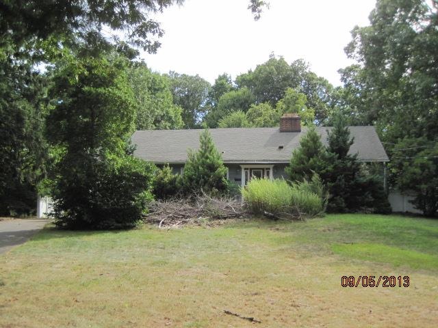 211 Scribner Ave, Norwalk, CT 06854 - photo 1