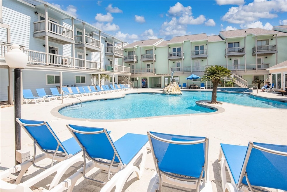 WELCOME to El Constante Condos - at the beach on P