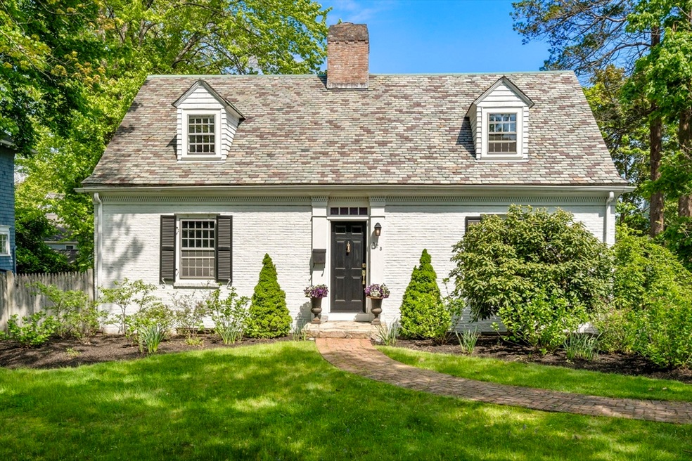 373 Worcester St, Wellesley Hills, MA 02481 - photo 1