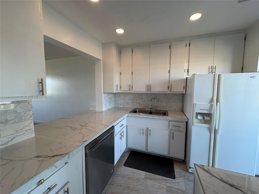 For Rent $1,600/month