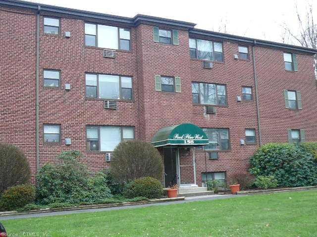 160 Newington Rd unit B-005, West Hartford, CT 06110 - photo 1