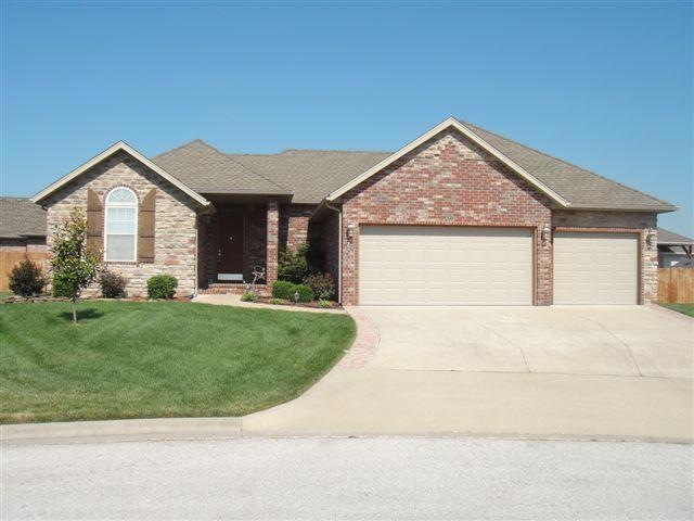 770 E Weller Ct, Nixa, MO 65714 - photo 1