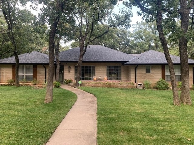 2618 Stagestand Rd, Duncan, OK 73533 - photo 1