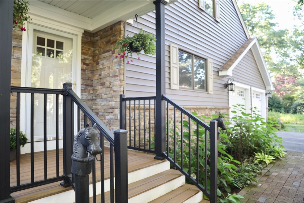 4 Eastgate Dr, Coventry, RI 02816 - photo 1