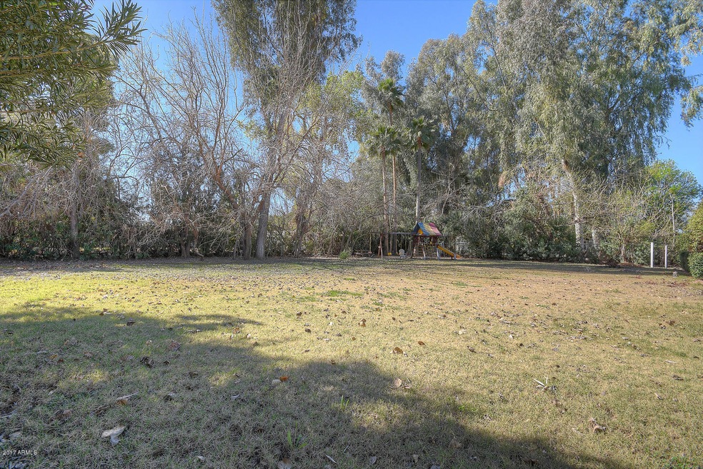 2135 E Colter St Phoenix AZ-large-011-12