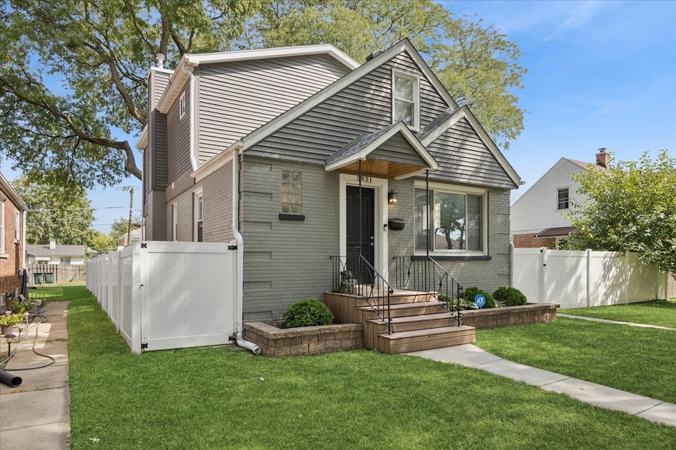 3931 Maple Ave, Brookfield, IL 60513 - photo 1