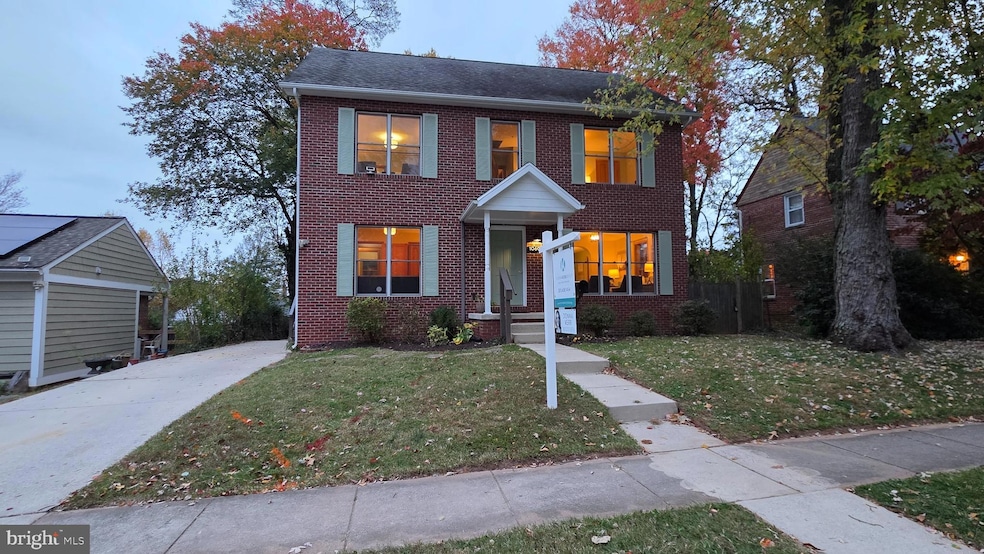 10605 Inwood Ave, Silver Spring, MD 20902 - photo 1