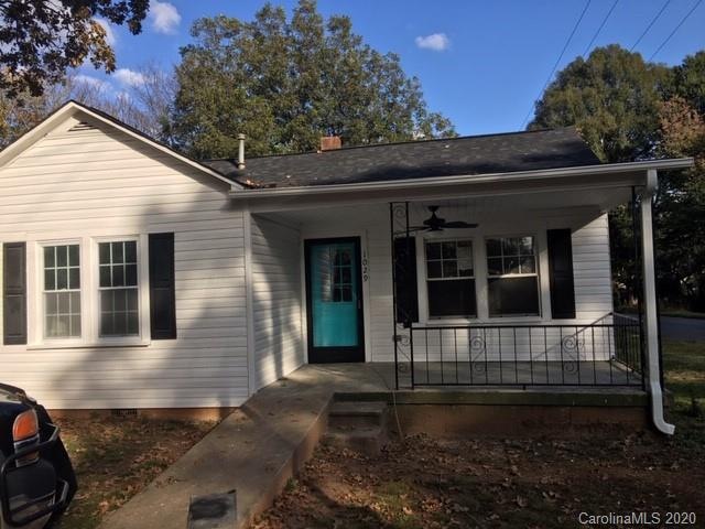1029 Old Charlotte Rd, Statesville, NC 28677 - photo 1