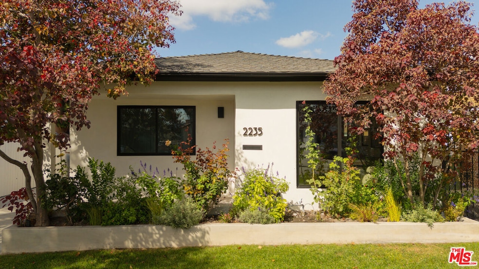 Pending $1,199,000 • Co-Listing Agent