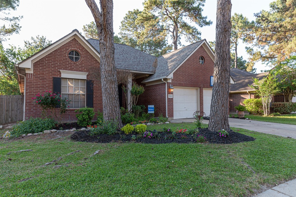 7815 Park Hollow Ct, Houston, TX 77095 - photo 1
