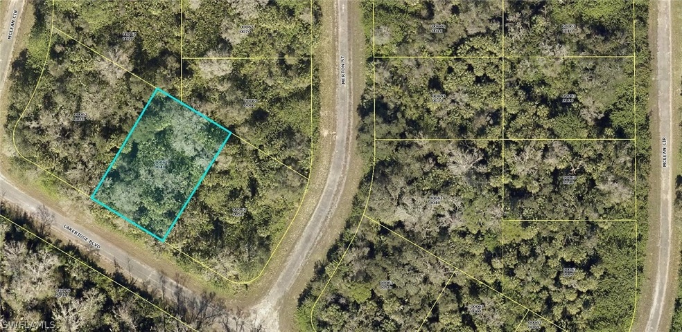 540 Lakeridge Blvd, Lehigh Acres, FL 33972 - photo 1