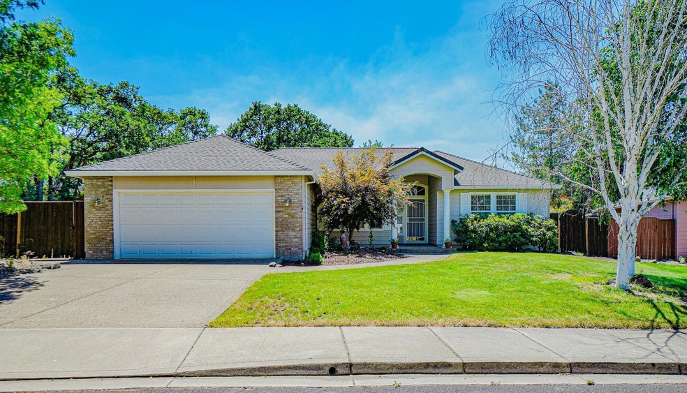 1214 Stonegate
