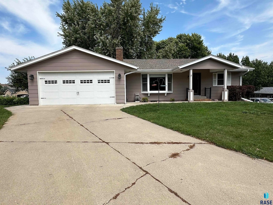 Sold $285,000