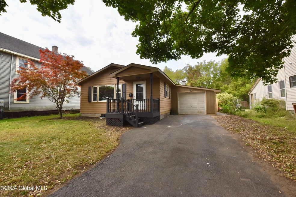 8 Cortland St, Glens Falls, NY 12801 - photo 1