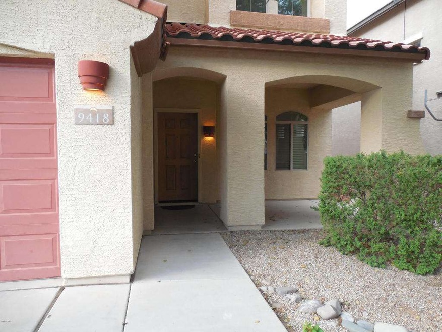 Front Entrance & Porch