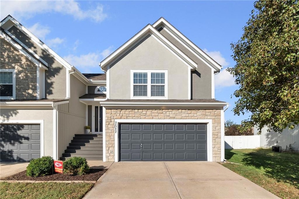 7512 Mccoy St, Shawnee, KS 66227 - photo 1