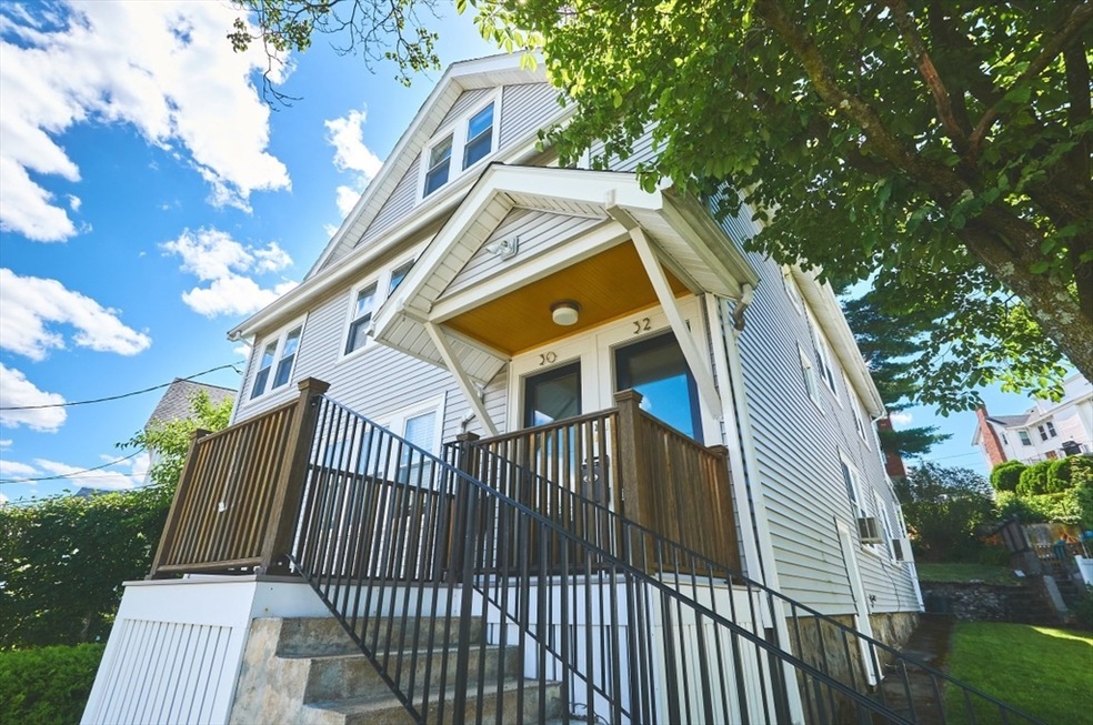 30 Edgecliff Rd unit 32, Watertown, MA 02472 - photo 1