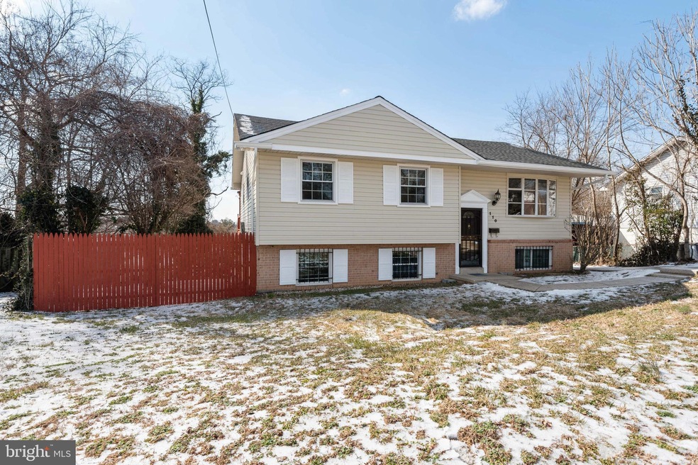 110 W Mill Ave, Capitol Heights, MD 20743 - photo 1